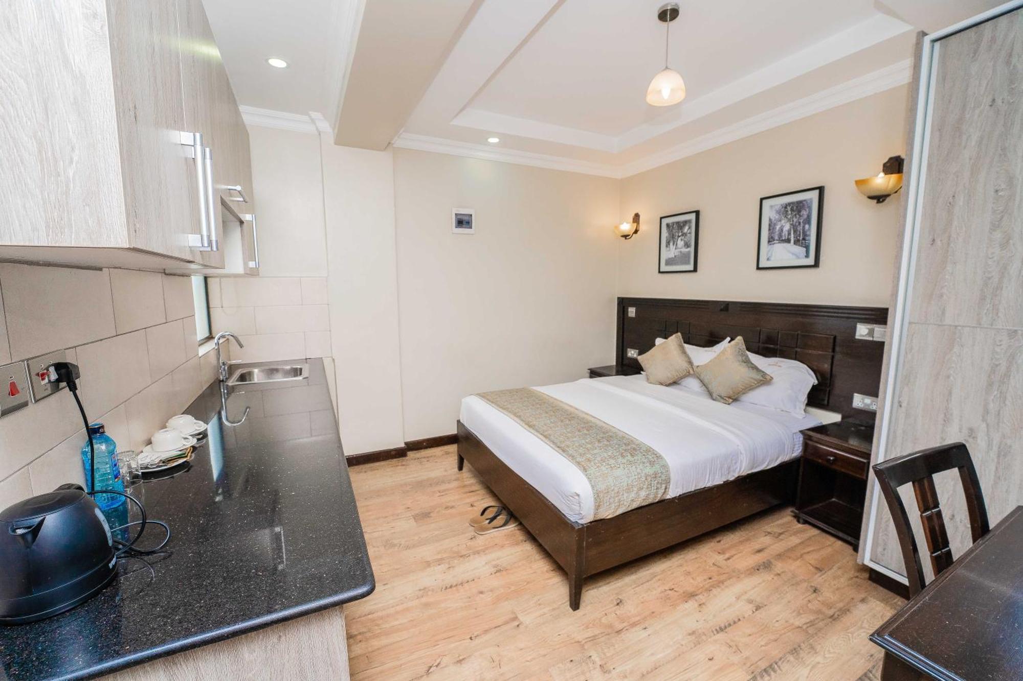 Hemak Suites Hotel Nairobi Extérieur photo