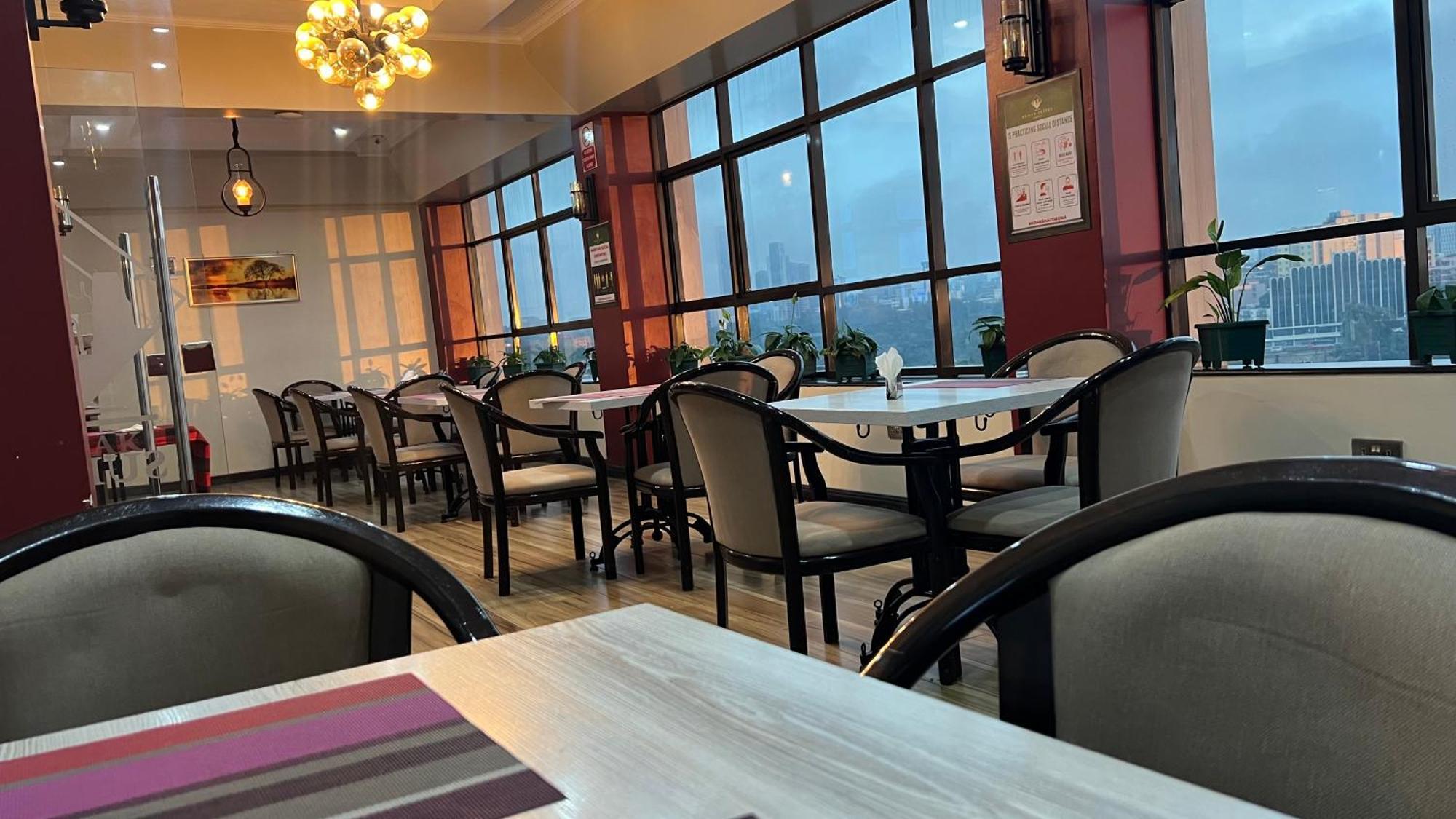 Hemak Suites Hotel Nairobi Extérieur photo