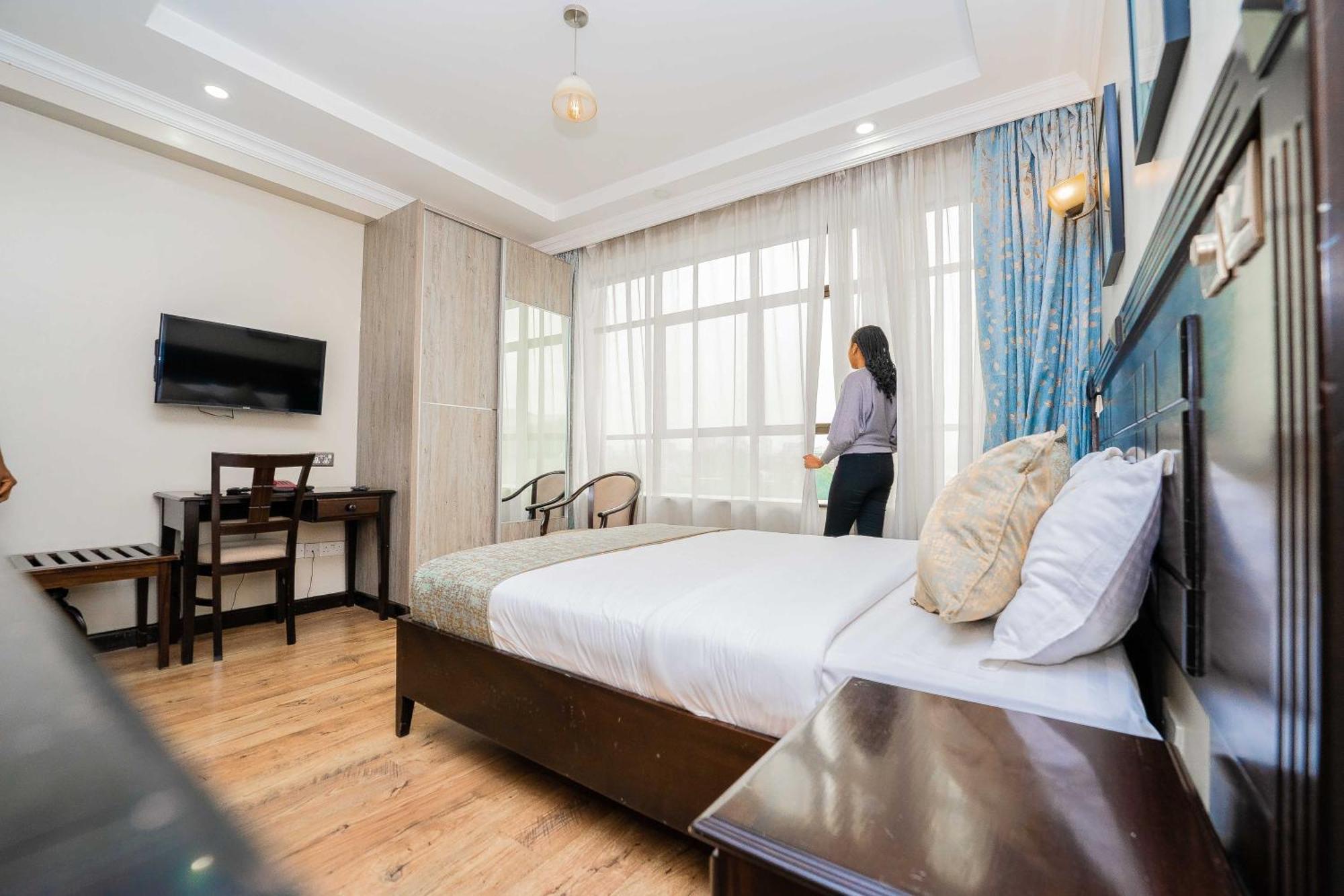 Hemak Suites Hotel Nairobi Extérieur photo