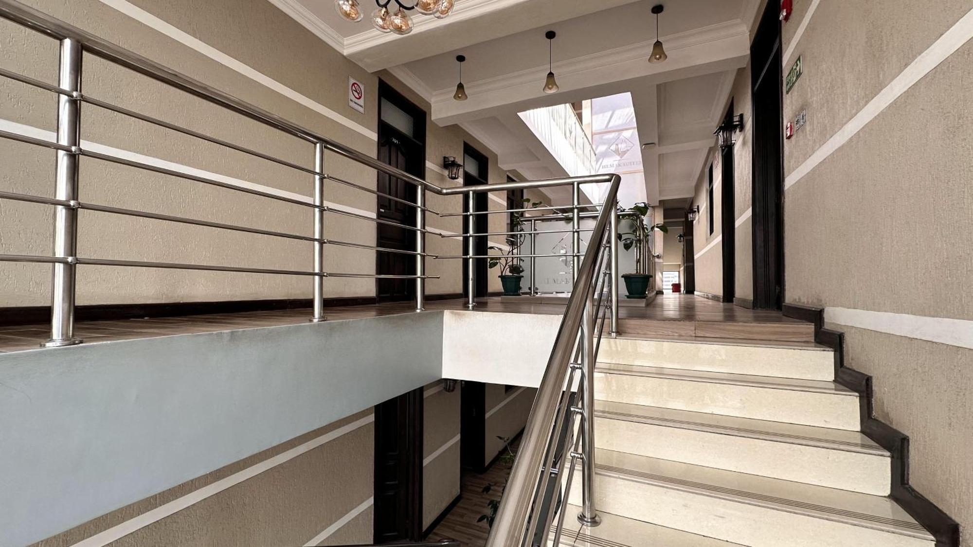 Hemak Suites Hotel Nairobi Extérieur photo