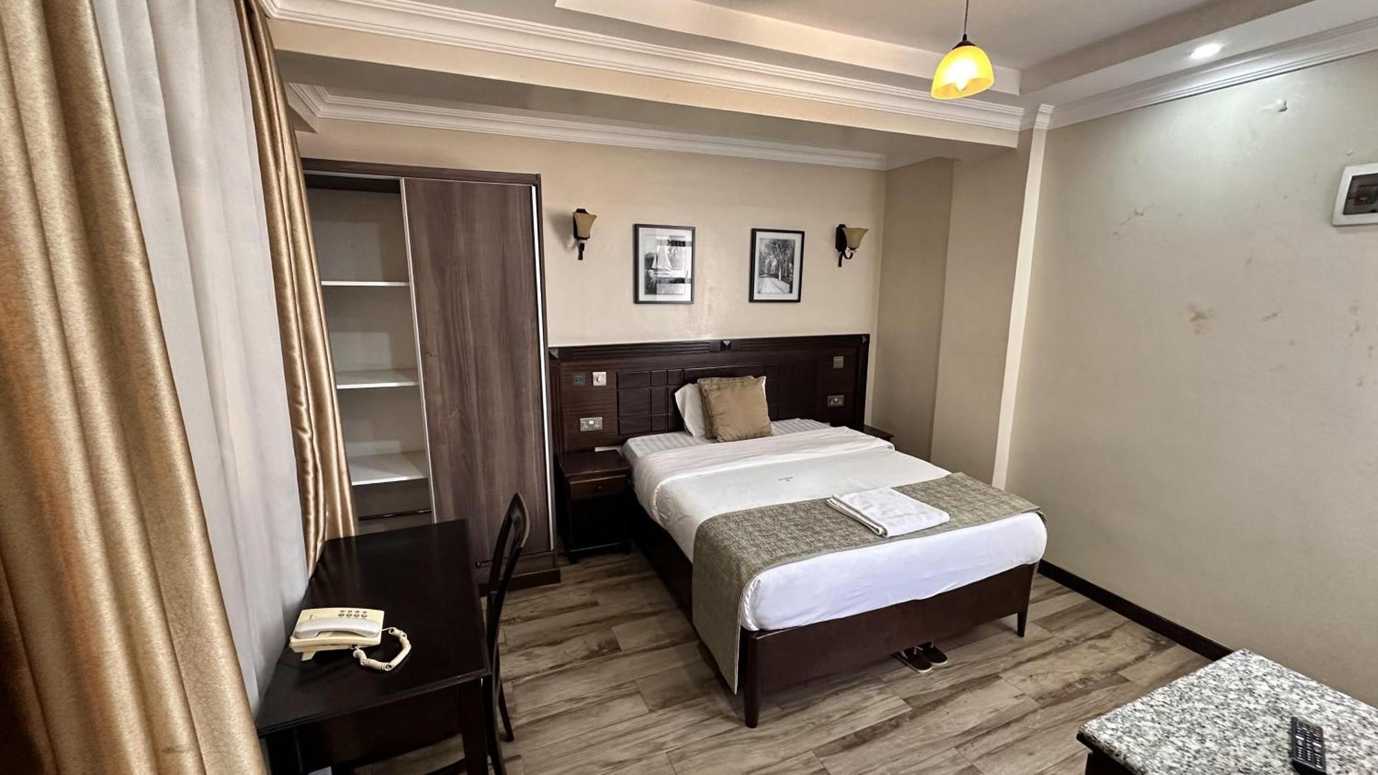 Hemak Suites Hotel Nairobi Extérieur photo